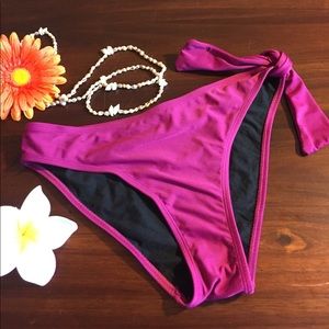 “Aqua Vita Swim” Burgple Swim Bottoms NWOT